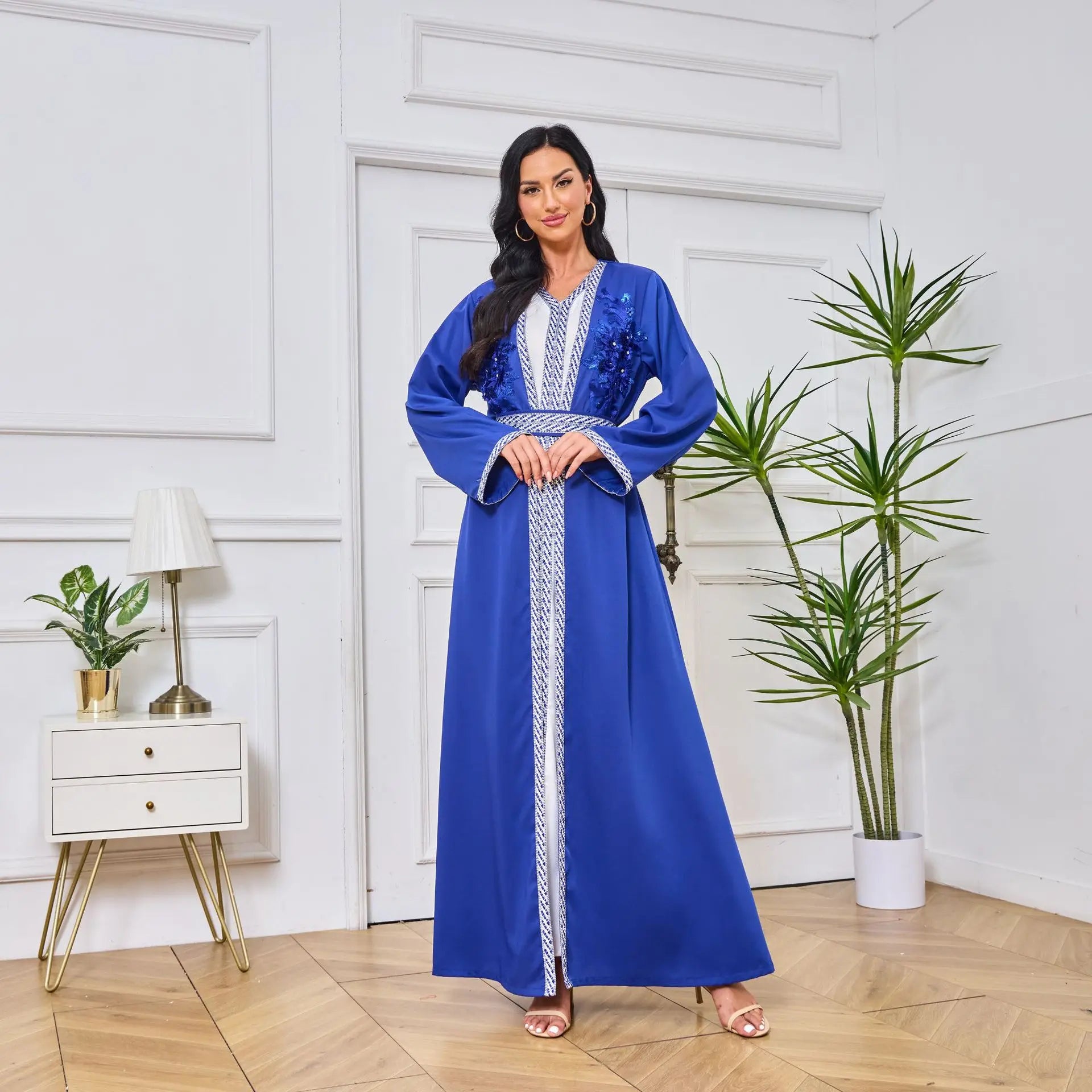 Caftan Bleu Éléctrique